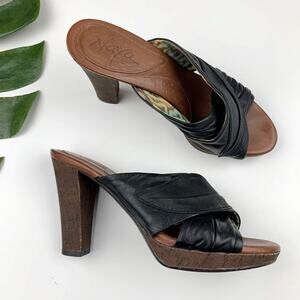 Naya Willa Heels Sandals Black Leather Criss Cross Straps Slip On Women's 7